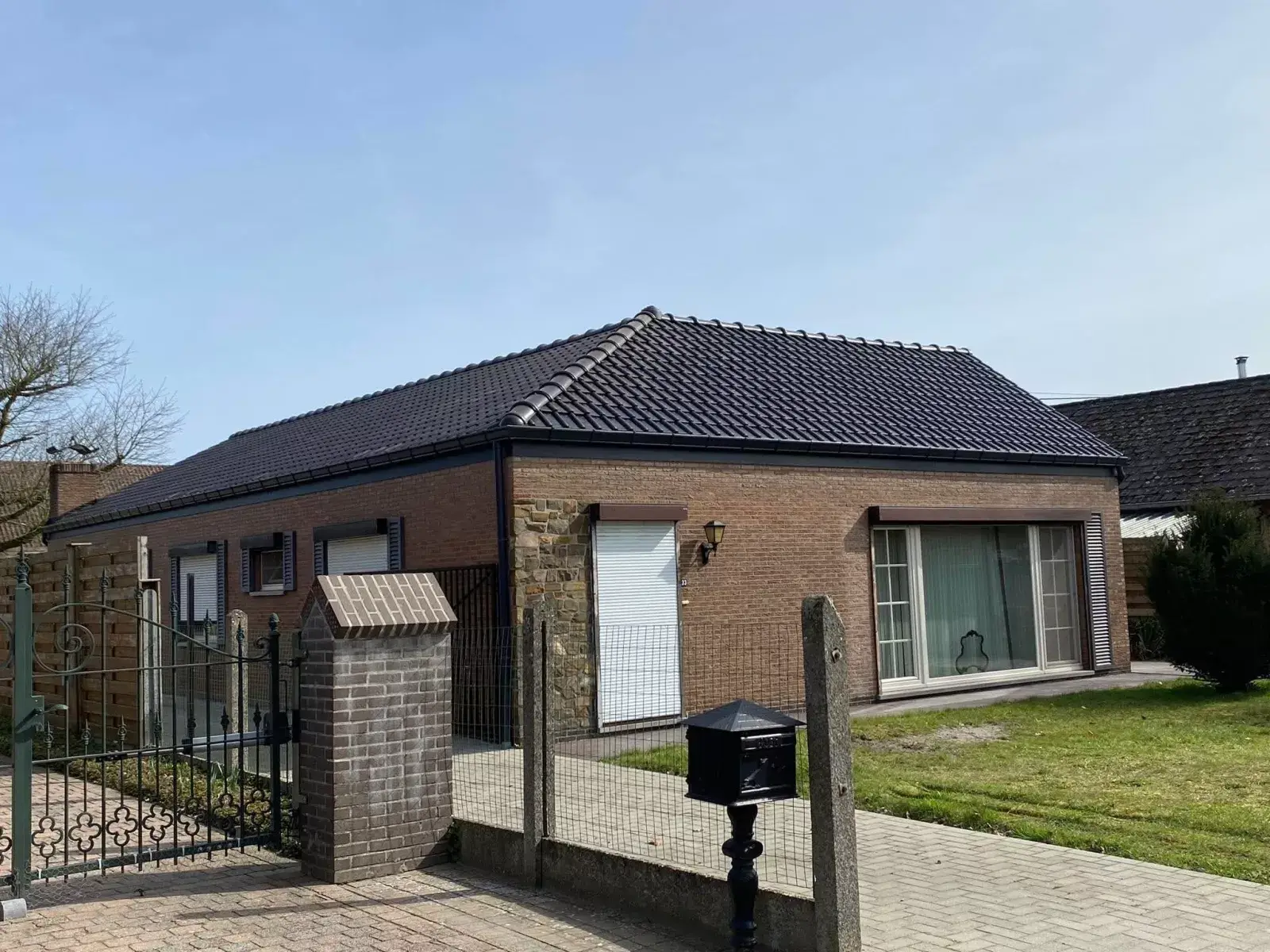 Vernieuwd dak van de woning in Mol na de renovatie